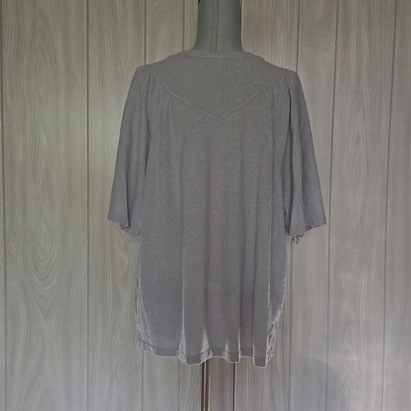 Wrap London | Flowy Shirt - Picture 6 of 7